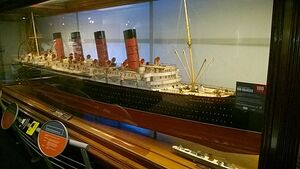 450px-Model of RMS Mauretania.jpg